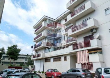 Edificio all\'aperto - Appartamento Via delle Medaglie d'oro
 
70, Catania - foto 22