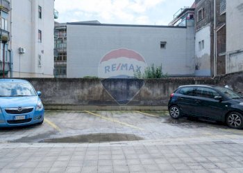 Edificio all\'aperto - Appartamento Via delle Medaglie d'oro
 
70, Catania - foto 24