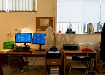 Ufficio - Commercial Premises Via Luigi Pirandello
25, Sant'Agata Li Battiati - photo 13