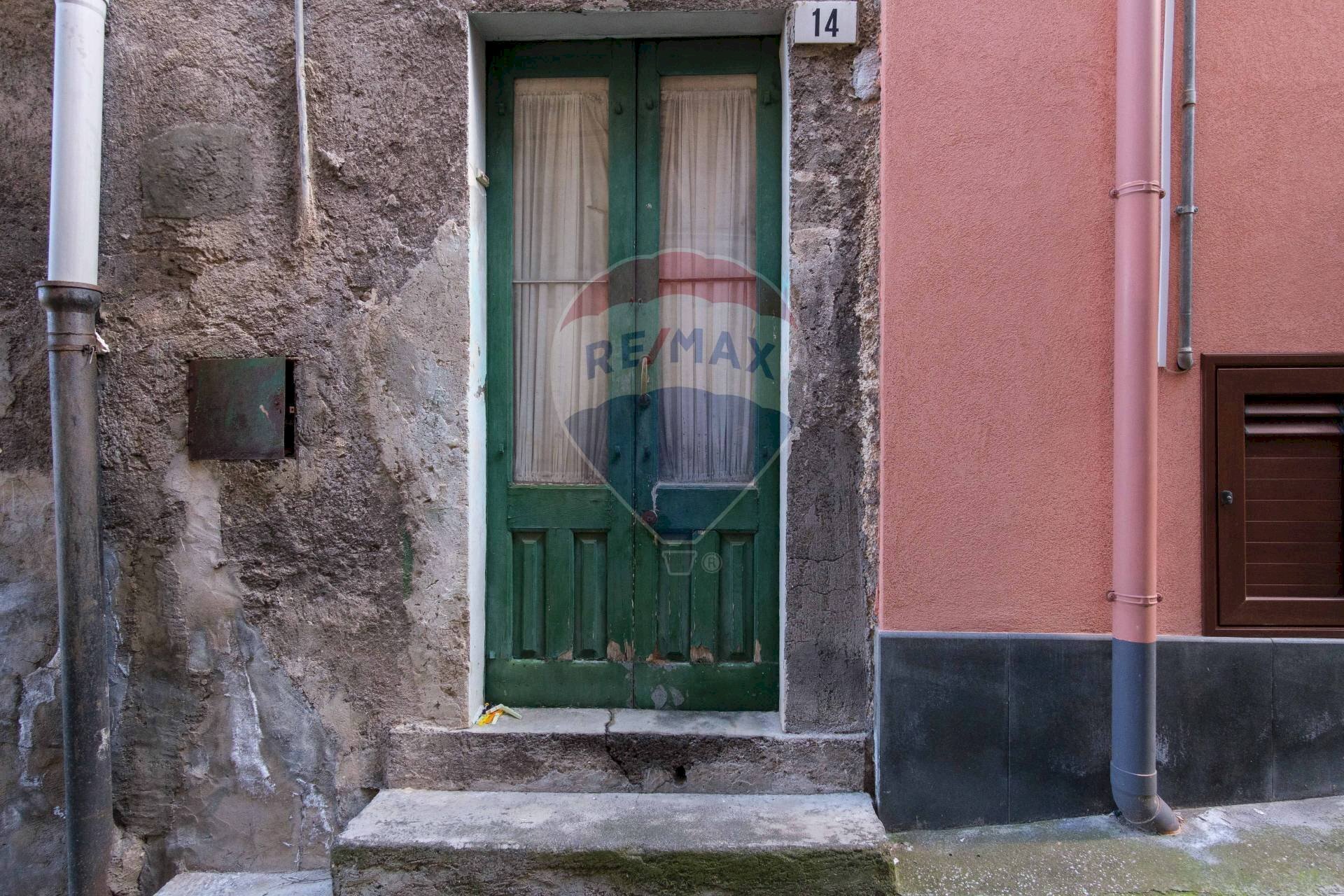 Edificio all\'aperto - Casa indipendente via rodi
 
14, Bronte - foto 3