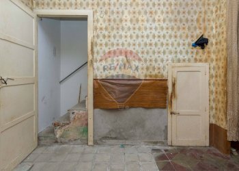 Stanza vuota - Casa indipendente via rodi
 
14, Bronte - foto 7