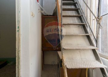 Scale - Casa indipendente via rodi
 
14, Bronte - foto 16