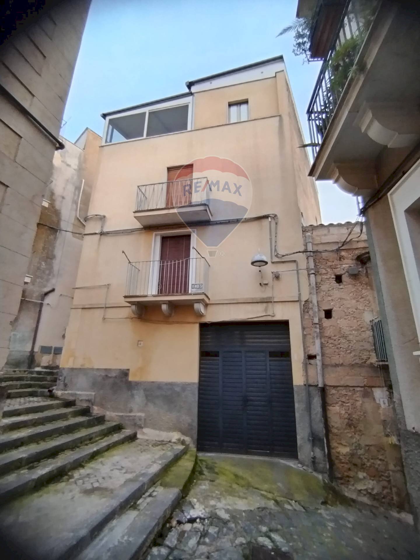 Edificio all\'aperto - Casa indipendente Via Sotto Raia
 
2, Mineo - foto 1