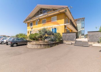 Casa all\'aperto - Capannone VIA ERNESTO CHE GUEVARA
 
SN, Belpasso - foto 1