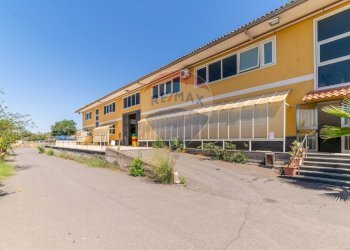 Edificio all\'aperto - Capannone VIA ERNESTO CHE GUEVARA
 
SN, Belpasso - foto 11