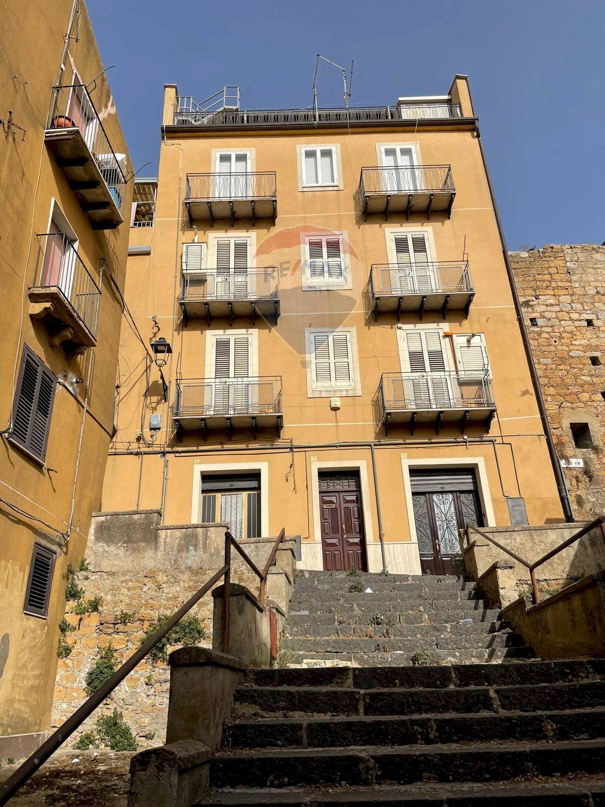 Edificio all\'aperto - Apartment Via Lo Re
 
3, Piazza Armerina - photo 1