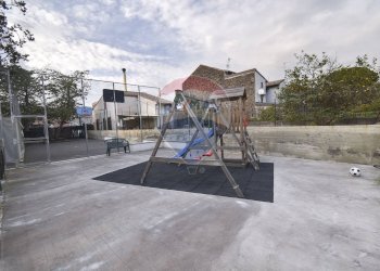 Casa all\'aperto - Villa Bifamiliare Via Giacomo Leopardi
 
1, Sant'Agata Li Battiati - foto 4