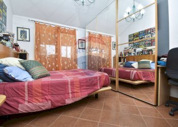 Camera / camera da letto - Villa Bifamiliare Via Giacomo Leopardi
 
1, Sant'Agata Li Battiati - foto 24