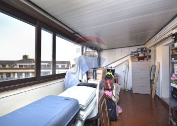 Camera / camera da letto - Villa Bifamiliare Via Giacomo Leopardi
 
1, Sant'Agata Li Battiati - foto 31