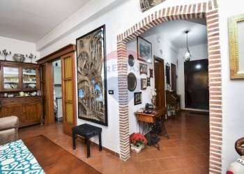 Hall / corridoio - Villa Bifamiliare Via Giacomo Leopardi
 
1, Sant'Agata Li Battiati - foto 42