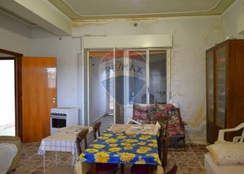 Soggiorno - Casa semi indipendente VIA FEDERICO OZANAM, Caltagirone - foto 7