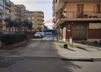 Edificio all\'aperto - Locale Commerciale Via Sardegna
 
31, Caltagirone - foto 8