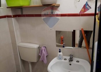 Bagno - Locale Commerciale Via Sardegna
 
31, Caltagirone - foto 12