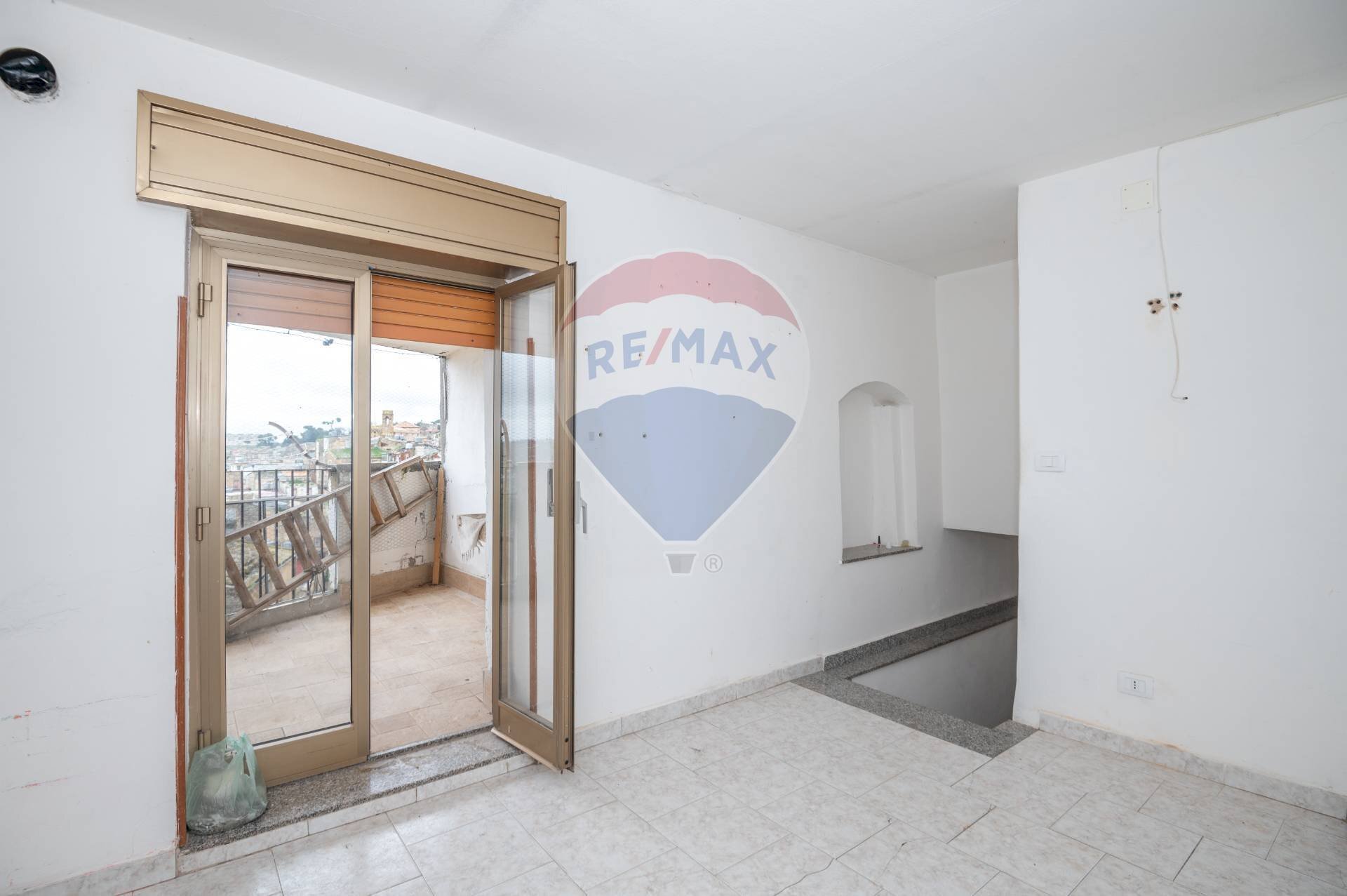 Stanza vuota - Casa indipendente Via Lesina
 
12, Caltagirone - foto 1