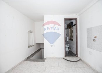 Stanza vuota - Casa indipendente Via Lesina
 
12, Caltagirone - foto 7