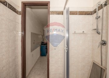 Bagno - Casa indipendente Via Lesina
 
12, Caltagirone - foto 9
