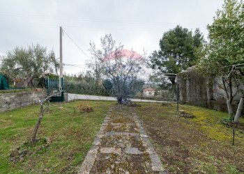 Giardino - Rustico SP 120
 
13, Belpasso - foto 3