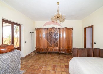 Camera / camera da letto - Rustico SP 120
 
13, Belpasso - foto 30