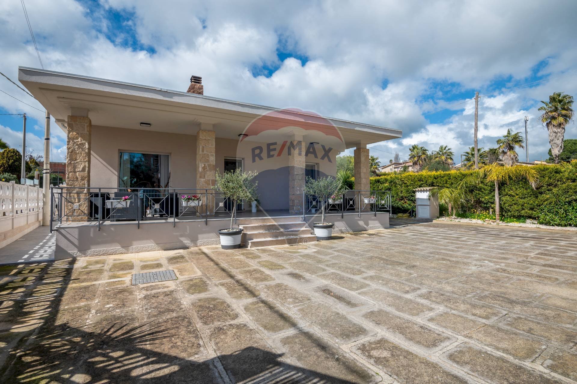 Terrazza - Villa Via Giambattista Fanales
 
48, Caltagirone - photo 1