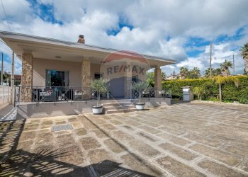 Terrazza - Villa Via Giambattista Fanales
 
48, Caltagirone - foto 2