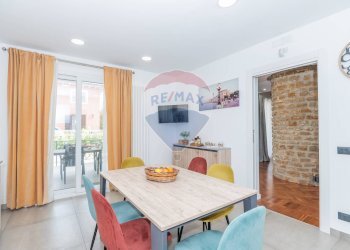 Sala da pranzo - Villa Via Giambattista Fanales
 
48, Caltagirone - foto 9