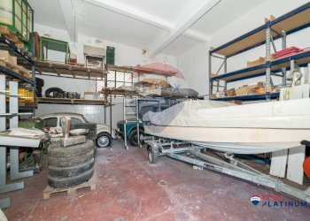 Dispensa di stoccaggio - Locale Commerciale Contrada Schettino
 
snc, Paterno - foto 31