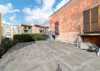 Terrazza - Casa semi indipendente Via Acquedotto Greco
 
45, Catania - foto 29