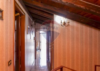 Hall / corridoio - Casa indipendente Vicolo di Via Stalluzza
 
20, Trecastagni - foto 30