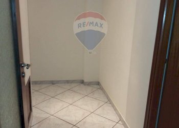 Stanza vuota - Trilocale Via Alcide de Gasperi
 
79, Mascalucia - foto 9