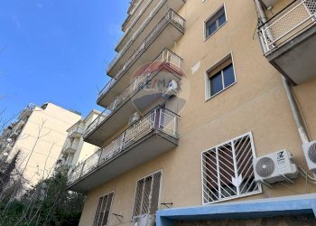 Edificio all\'aperto - Quadrilocale Via Sant'alfio
 
46, Catania - foto 2