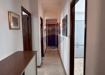 Hall / corridoio - Quadrilocale Via Sant'alfio
 
46, Catania - foto 7