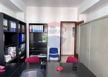 Ufficio - Quadrilocale Via Sant'alfio
 
46, Catania - foto 11