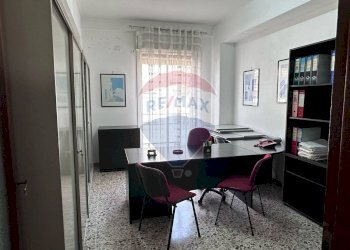 Ufficio - Quadrilocale Via Sant'alfio
 
46, Catania - foto 12