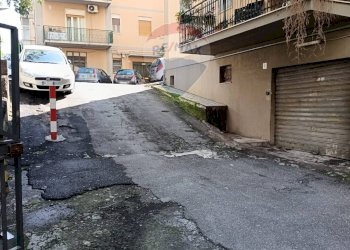 Edificio all\'aperto - Magazzino Via Vitaliano Brancati
 
22, Gravina di Catania - foto 5