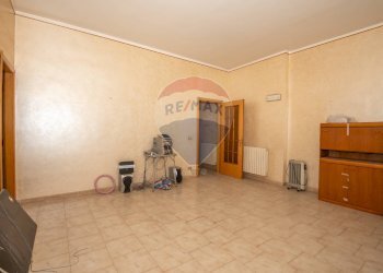 Stanza vuota - Appartamento Via Gabriele D'Annunzio
 
16, Caltagirone - foto 12