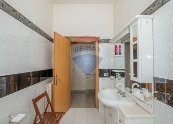 Bagno - Appartamento Via Gabriele D'Annunzio
 
16, Caltagirone - foto 18