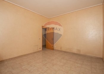 Stanza vuota - Appartamento Via Gabriele D'Annunzio
 
16, Caltagirone - foto 20