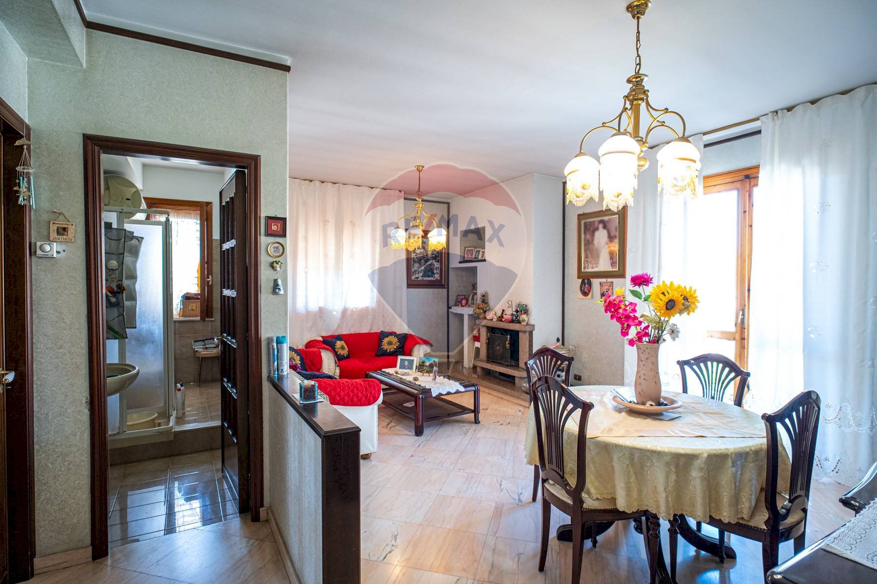 Sala da pranzo - Appartamento Via Guglielmo Marconi
 
22, Viagrande - foto 1