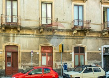 Edificio all\'aperto - Appartamento via canfora
 
38, Catania - foto 3