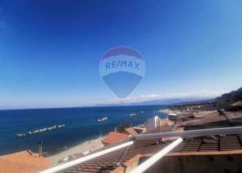 Vista dell\'acqua - Monolocale Via Acqualadroni, Messina - foto 1