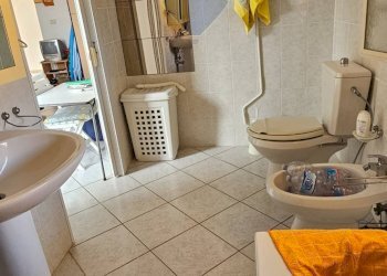 Bagno - Monolocale Via Acqualadroni, Messina - foto 9