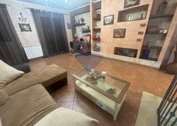 Soggiorno - Villa a Schiera via santa maria delle fosse
 
9, Mascalucia - foto 10