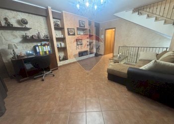 Soggiorno - Villa a Schiera via santa maria delle fosse
 
9, Mascalucia - foto 11