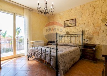 Camera / camera da letto - Villa a Schiera via santa maria delle fosse
 
9, Mascalucia - foto 21