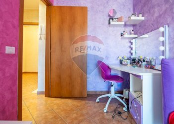 Camera / camera da letto - Villa a Schiera via santa maria delle fosse
 
9, Mascalucia - foto 23