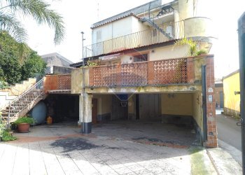 prospetto ovest - Casa indipendente Via Nazionale Mangano
 
73, Acireale - foto 5