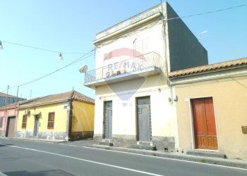 accesso da via Nazionale - Casa indipendente Via Nazionale Mangano
 
73, Acireale - foto 4