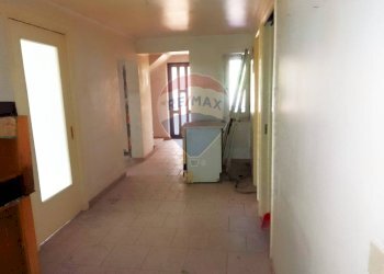 piano intermedio - Casa indipendente Via Nazionale Mangano
 
73, Acireale - foto 11