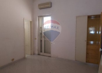 camera con bagno e armadio - Casa indipendente Via Nazionale Mangano
 
73, Acireale - foto 22