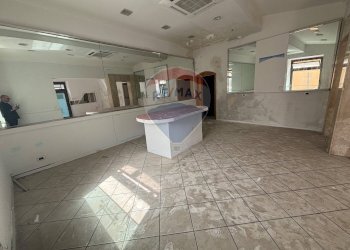 Non correlato - Locale Commerciale via roma
 
107, Belpasso - foto 8